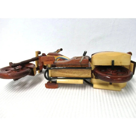 Vintage Collectable Handmade 2 Tone Wooden Motorcycle with Saddle Bags - Picture 5 of 5